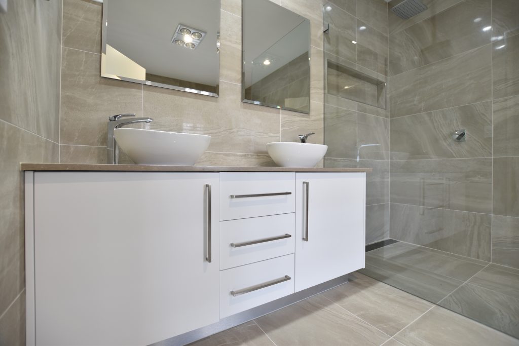 bathroom-Sydney-showroom-white-vanity-above-counter-basin