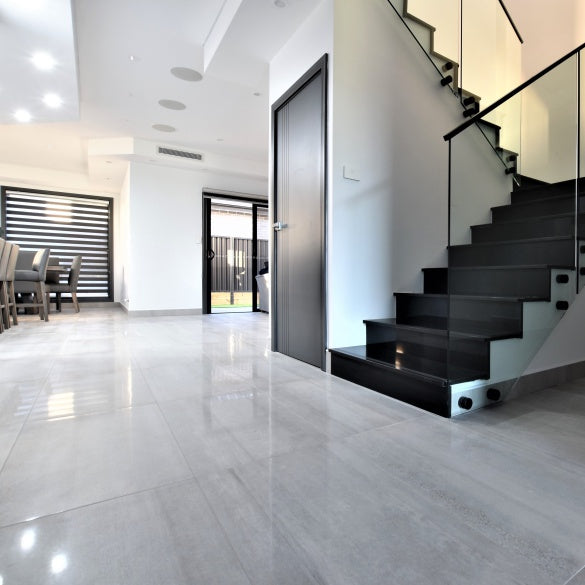#83 - Main Floors: The Ele Buio runs throughout the ground floor bouncing light