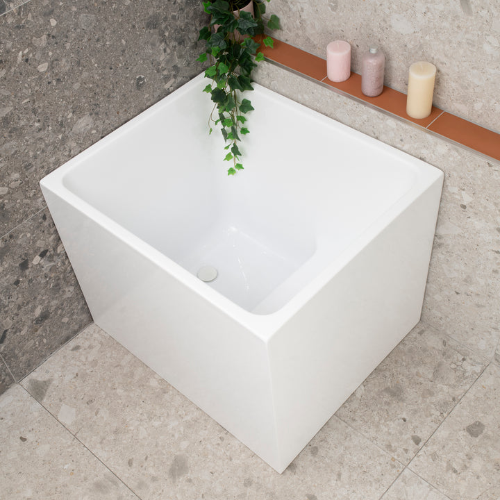 Hicube Multifit Bathtub in matte white with compact square design for modern bathrooms and small space layouts.