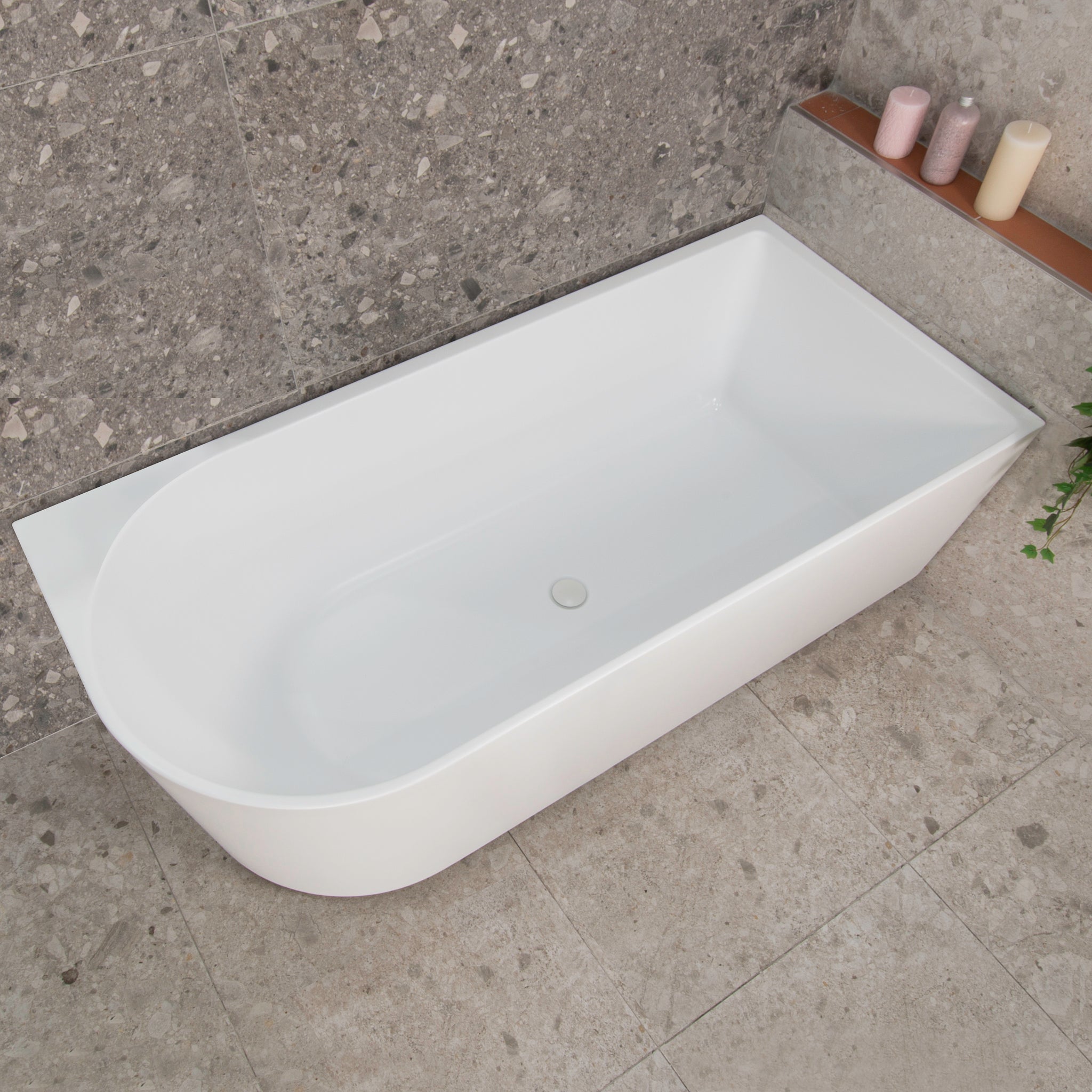 Arco 1600mm Right Corner Freestanding Bath, Matte White