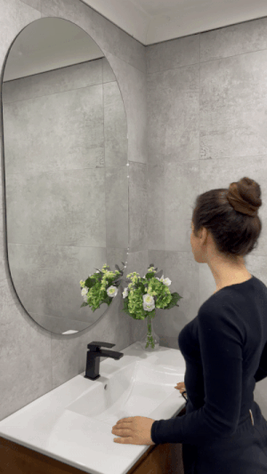 Bathroom-Showroom-Seven-Hills-Wall-Mirror-Display