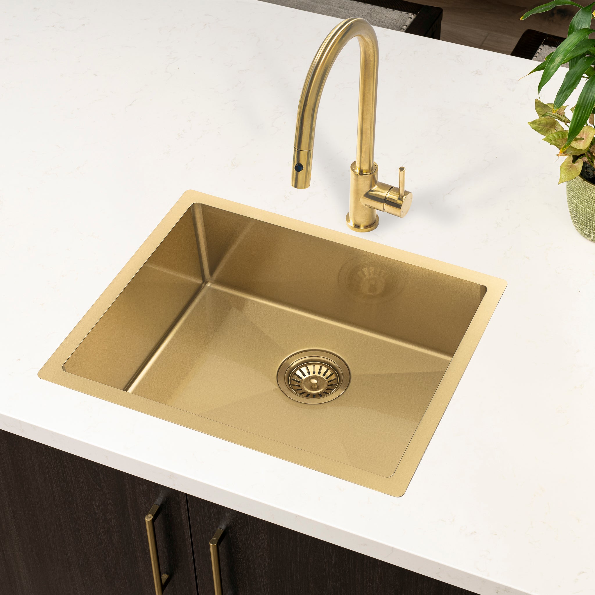 Retto II 550mm x 450mm x 230mm Stainless Steel Sink, Brushed Brass Gold