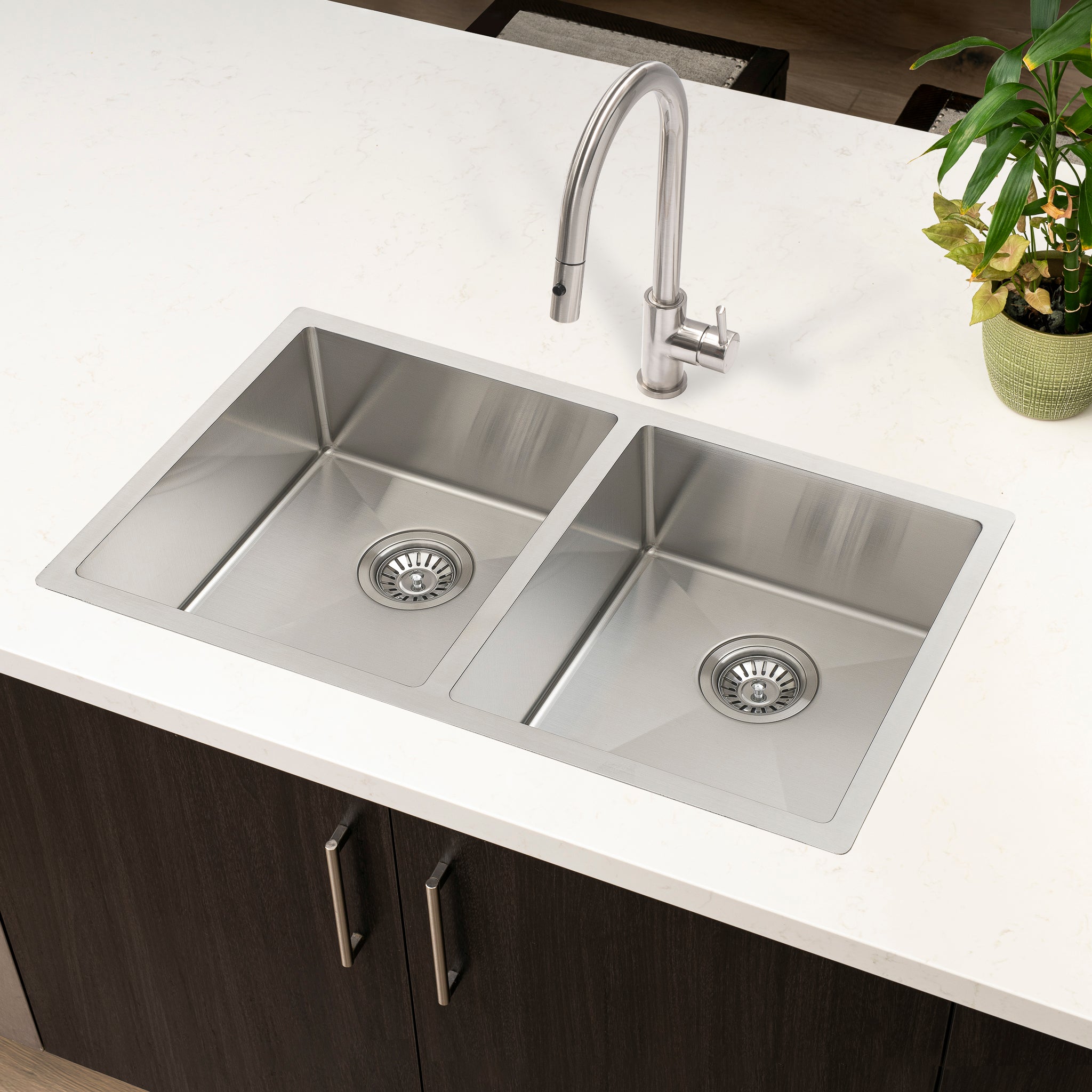 Retto II 775mm x 450mm x 230mm Stainless Steel Double Sink, Brushed SS Nickel