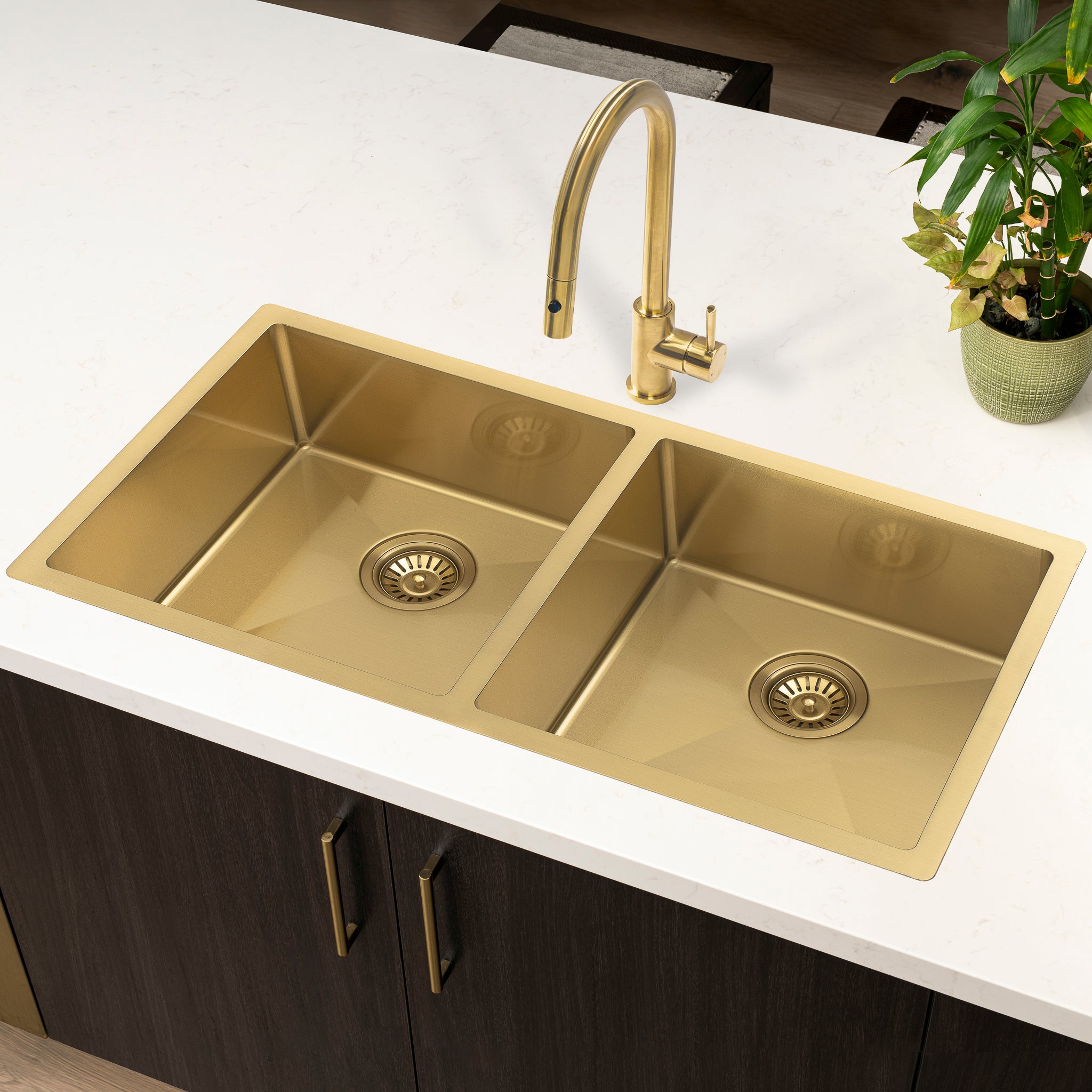 Retto II 875mm x 450mm x 230mm Stainless Steel Double Sink, Brushed Brass Gold