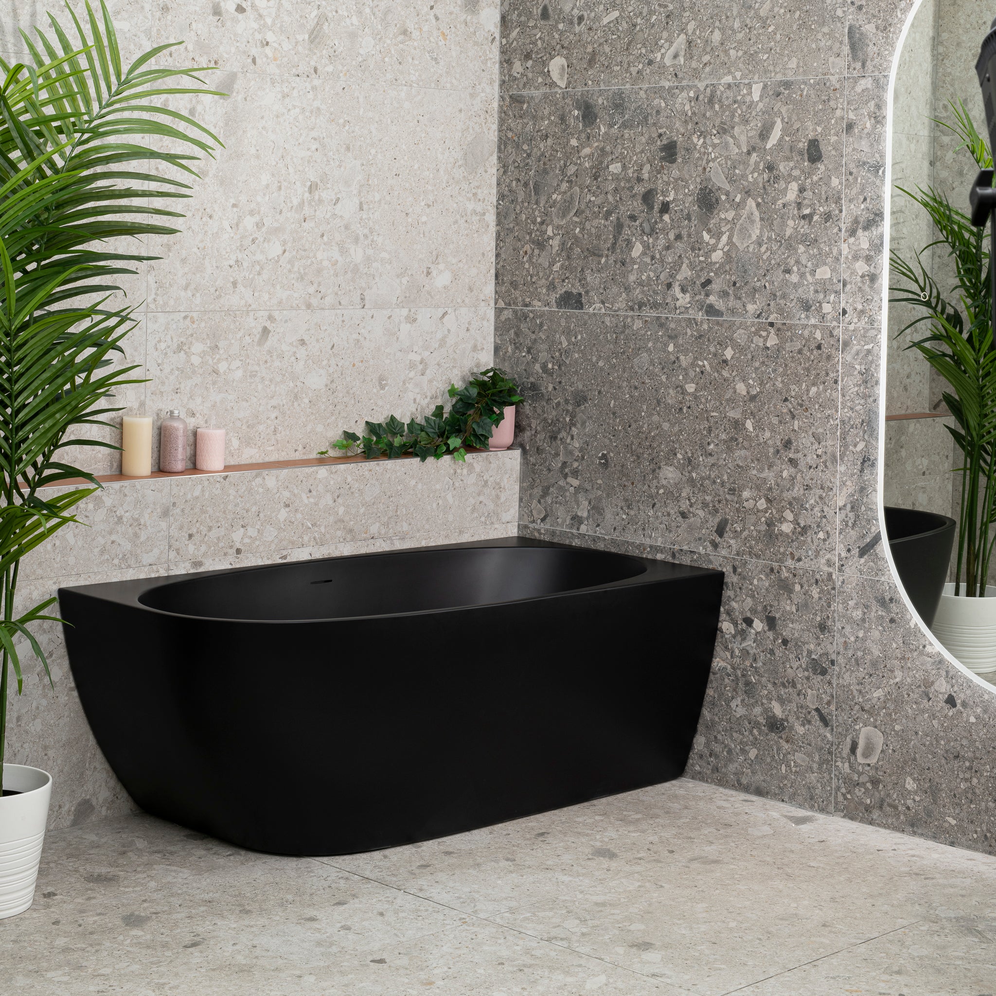 Byron Egg 1500mm Right Corner Freestanding Bath, Matte Black