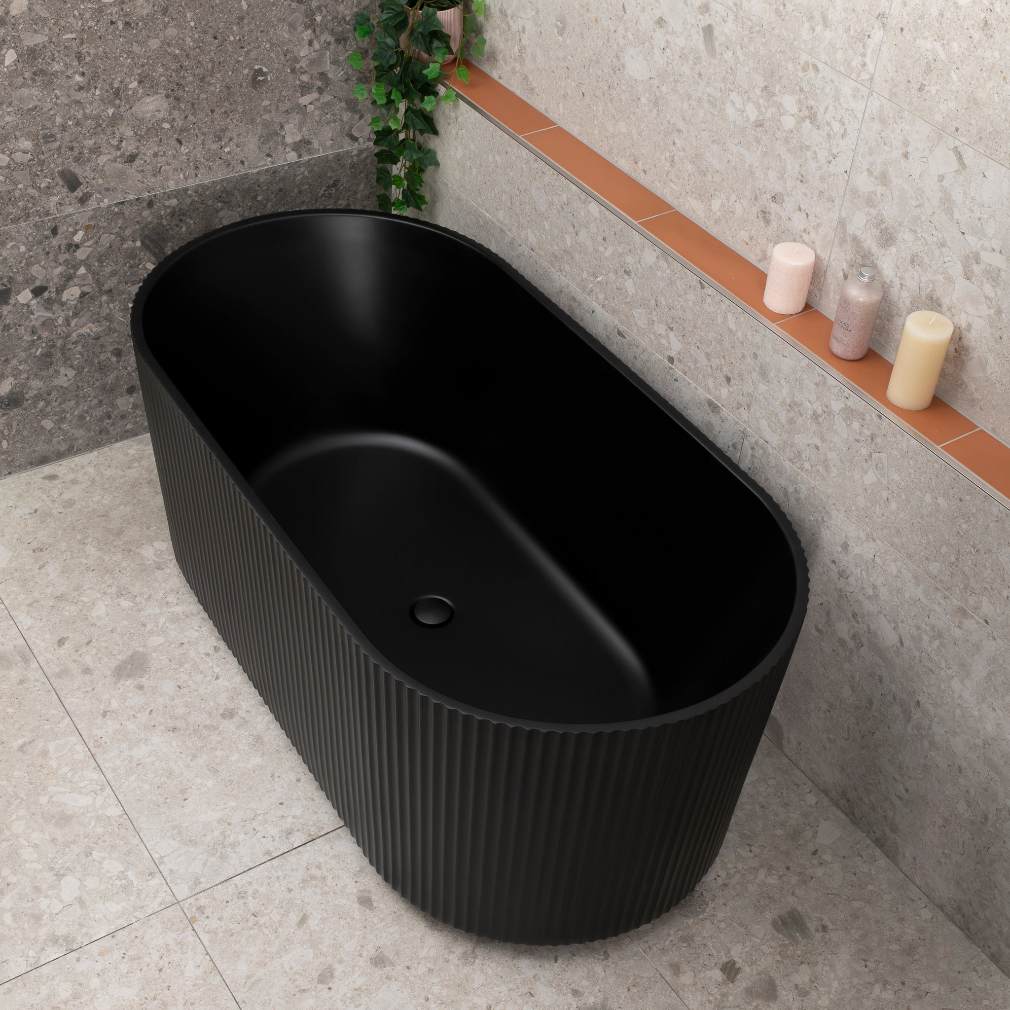 Brighton Groove 1500mm Fluted Oval Freestanding Bath, Matte Black *Cle ...