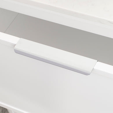 Hiku Pull Vanity Handle - Polished Chrome