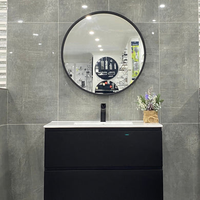 Deluxe Round 600mm Mirror with Black Frame