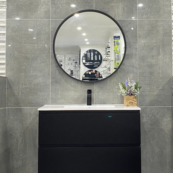 Deluxe Round 600mm Mirror with Black Frame