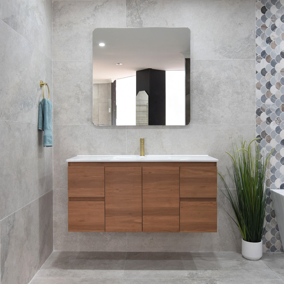 Avisé 1200mm Wall Hung Vanity Cabinet | Villara Oak Woodgrain |