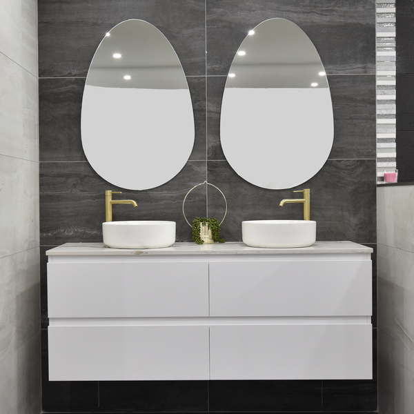 Egg Frameless Mirror with Polished Edge | 2 Sizes, 500mm and 600mm |