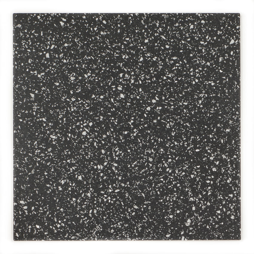 Retro Nero 205 x 205mm Matte